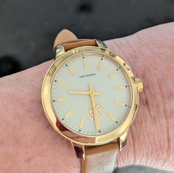 Tory Burch Watch - Picture 4 of 6